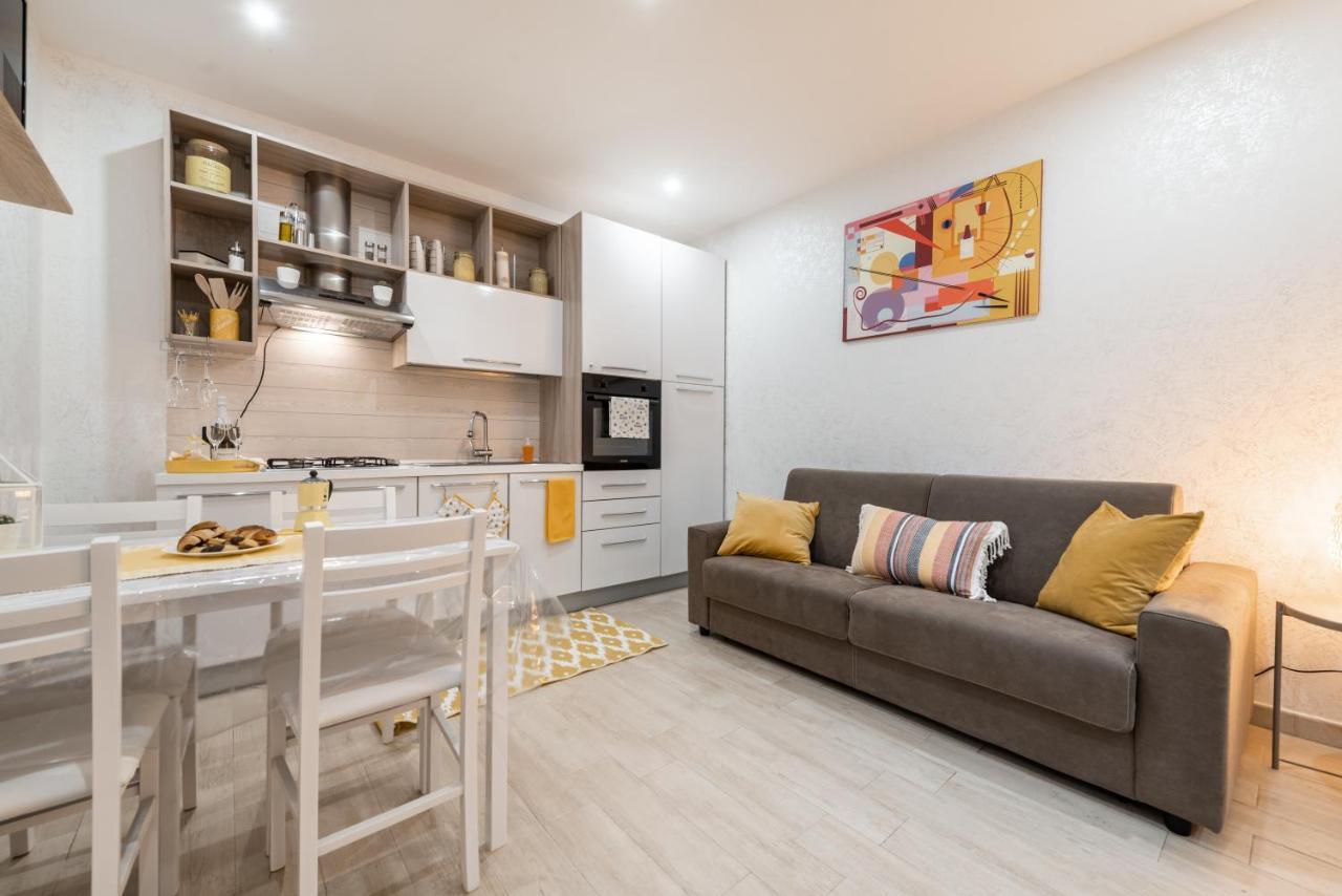Yhellow Home Comfy Apartment Bari Exterior foto